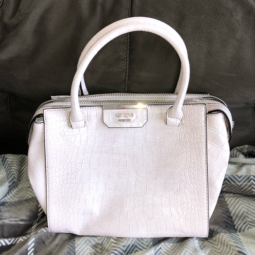 Blush Guess handbag